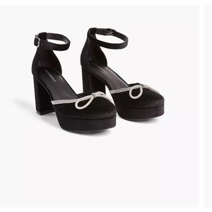 Dream Cloud Embellished Velvet Platform Block Heel
